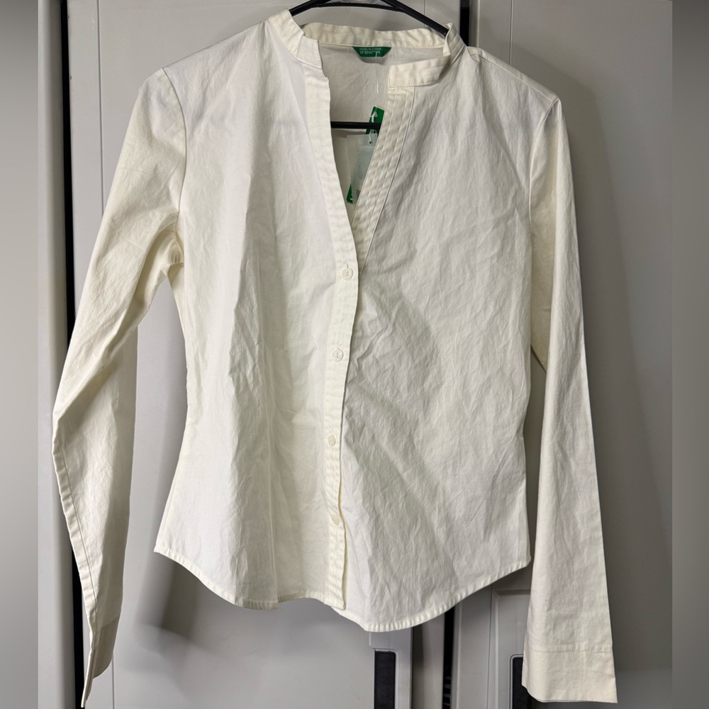 United Colors of Benetton White Button Front Blouse Women’s Small